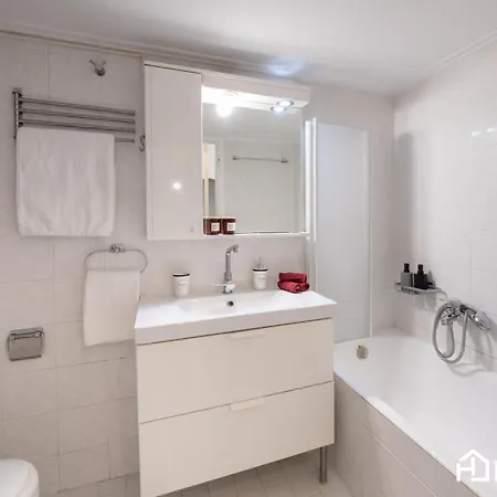 Cityview Bright * Chalkís